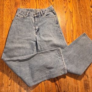 Vintage High-Waisted straight leg Light Blue Jeans- w27 L28